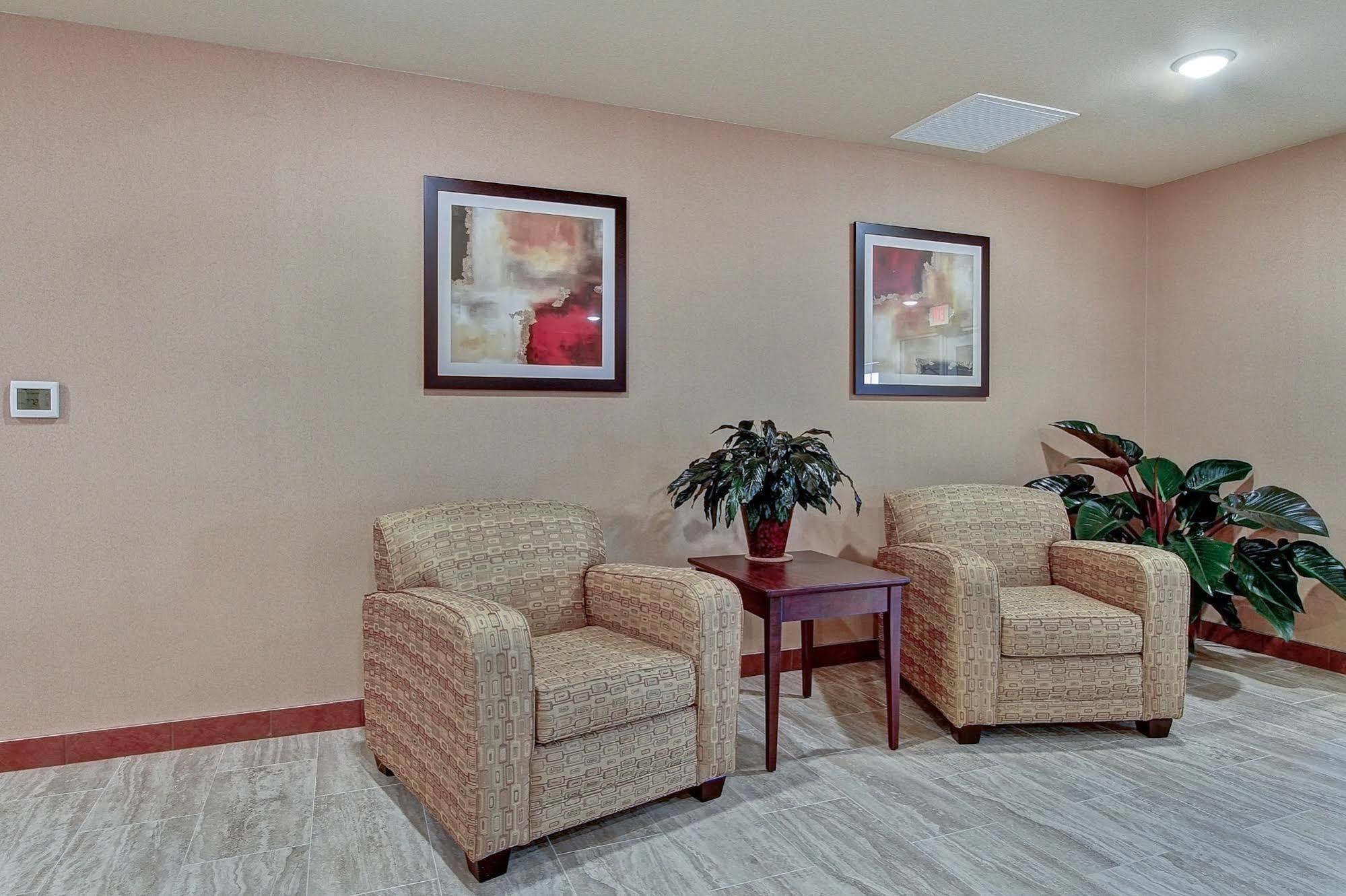 Cobblestone Hotel & Suites Pulaski/Green Bay Екстер'єр фото